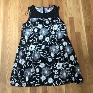 Vince Camuto Women's Chiffon Yoke Sleeveless Dress